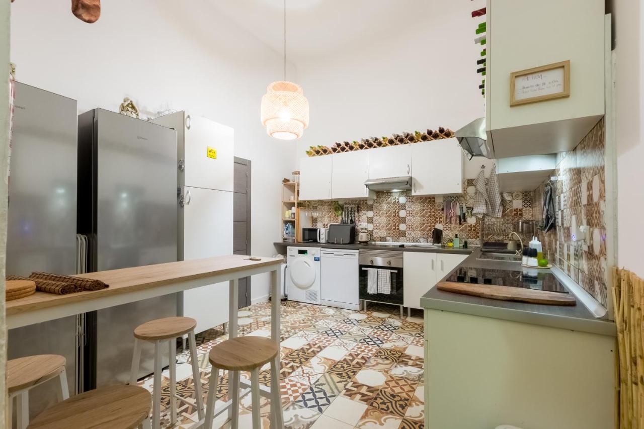 Хостел Social - Coliving & Coworking - Мадрид Экстерьер фото