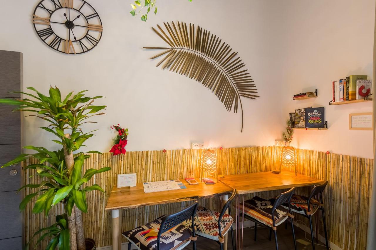 Хостел Social - Coliving & Coworking - Мадрид Экстерьер фото